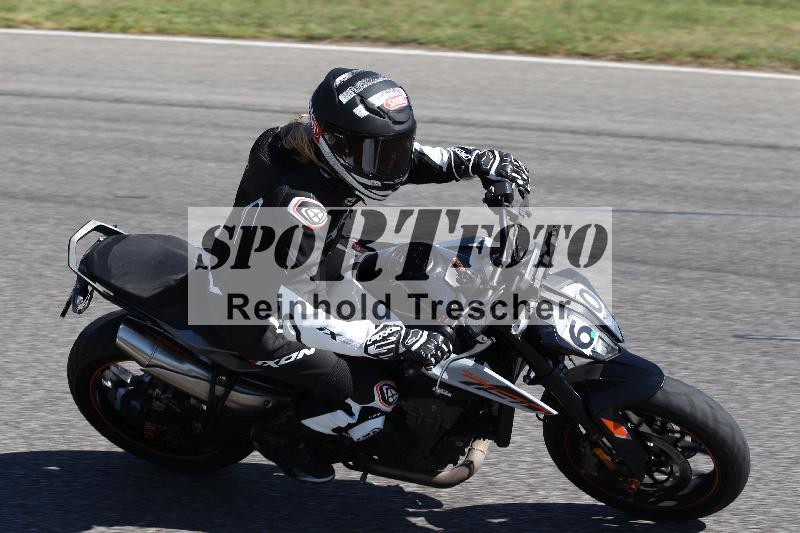 /Archiv-2025/48 25.08.2025 Cornu Master School ADR/gruen-vert/60